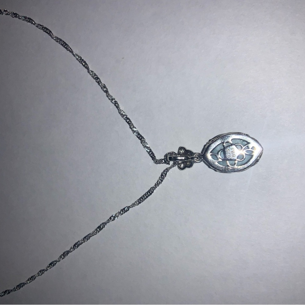 Floral drop pendant - Picture 3 of 5